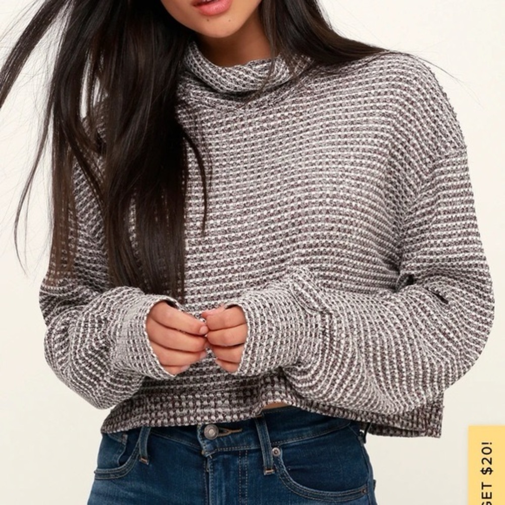 Free People: Waffle Knit Mock Neck Long Sleeve Crop Top w/ Thumbholes. Small